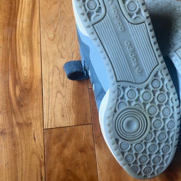 Adidas Forum Lows - Picture 4 of 5